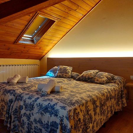 Hotel Saurat Эспот Экстерьер фото